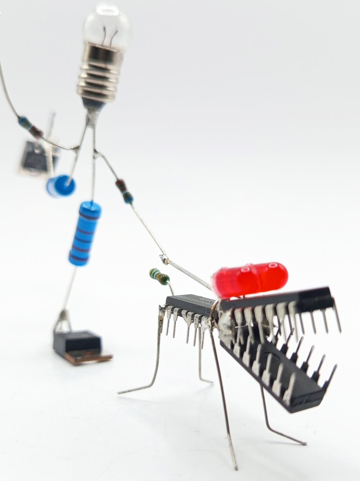 Sculpture électronique - Le chien et son maître