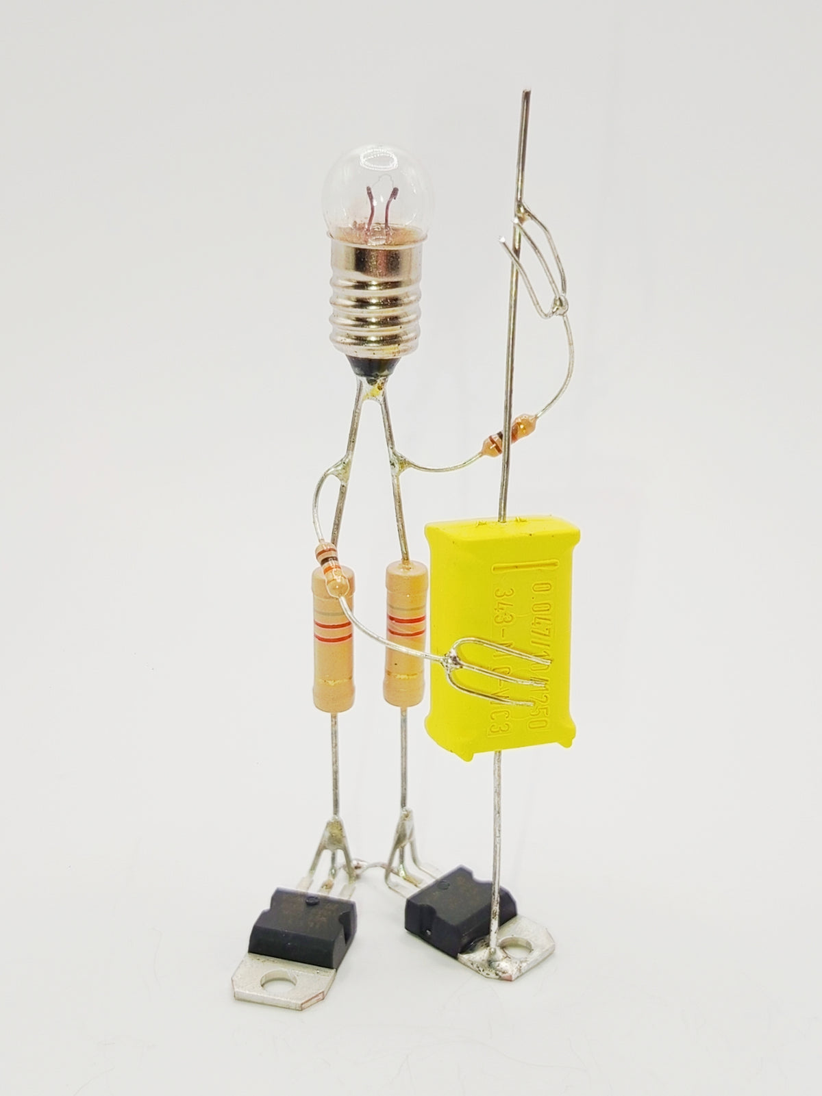 Sculpture électronique - Le contrebassiste