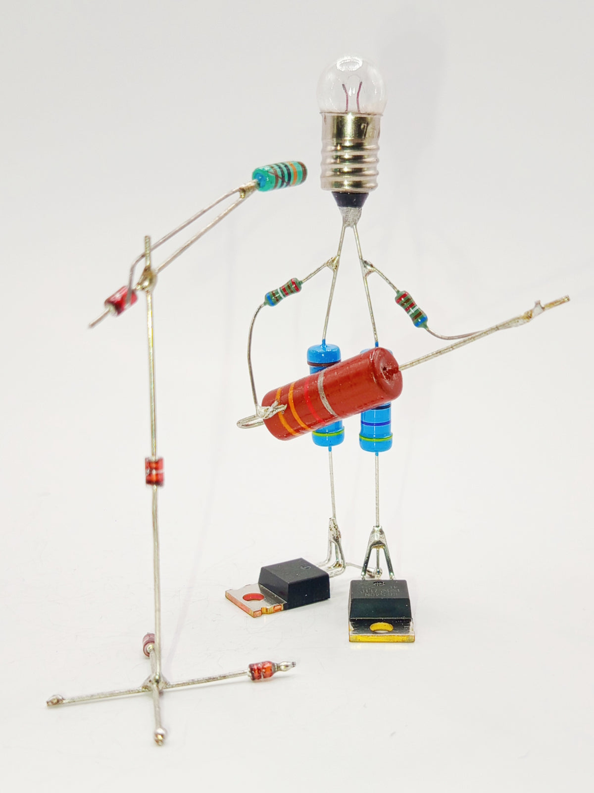 Sculpture électronique - Le guitariste chanteur