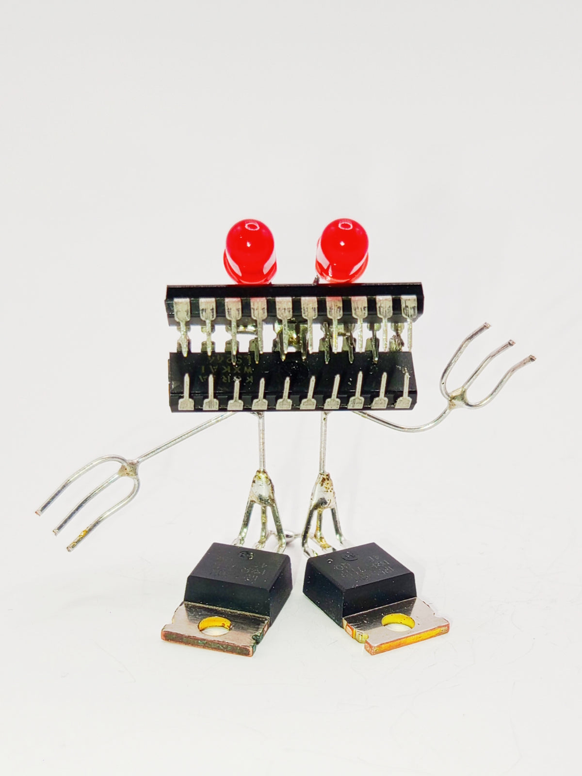 Sculpture électronique - Le monstre électro